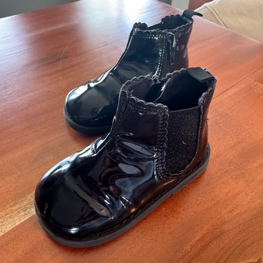 H&M Toddler Boots 6
